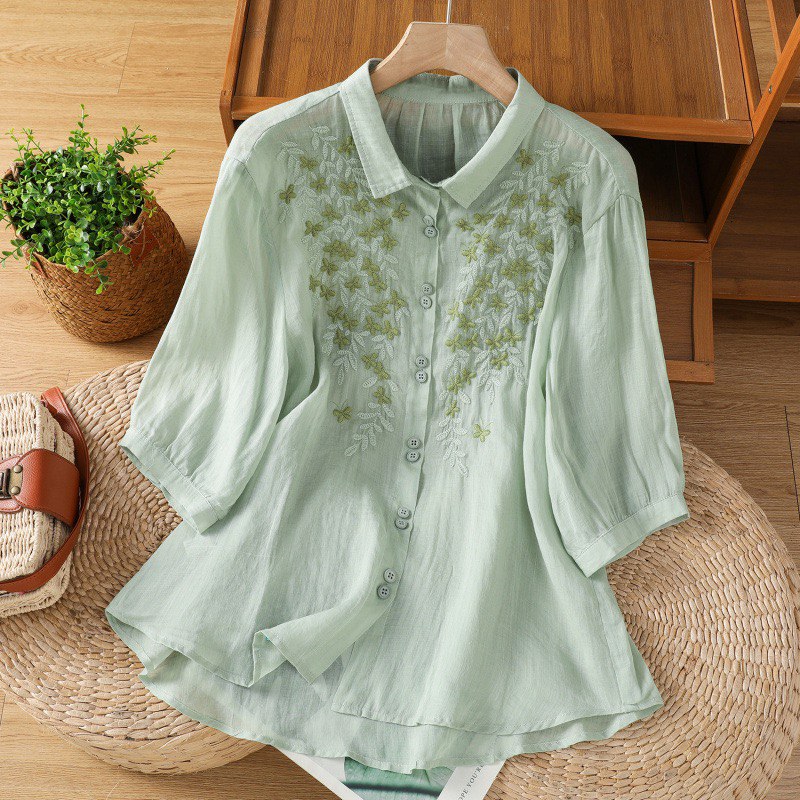 Embroidered Floral Breeze Top